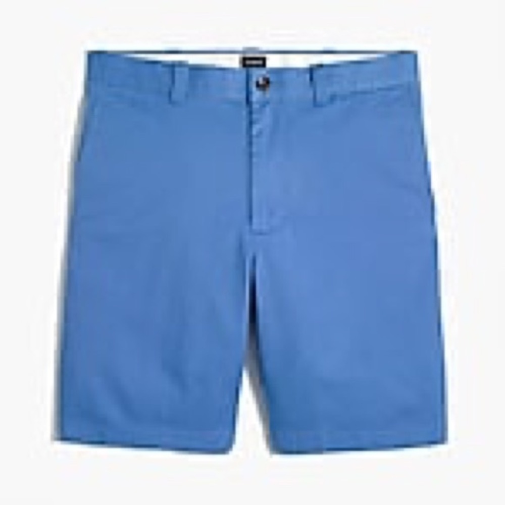 9" Gramercy flex khaki short NWT 33”